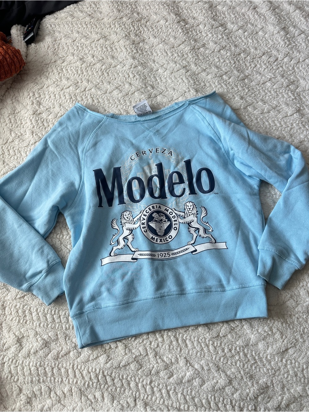 Modelo Light Blue Women's Sweatshirt